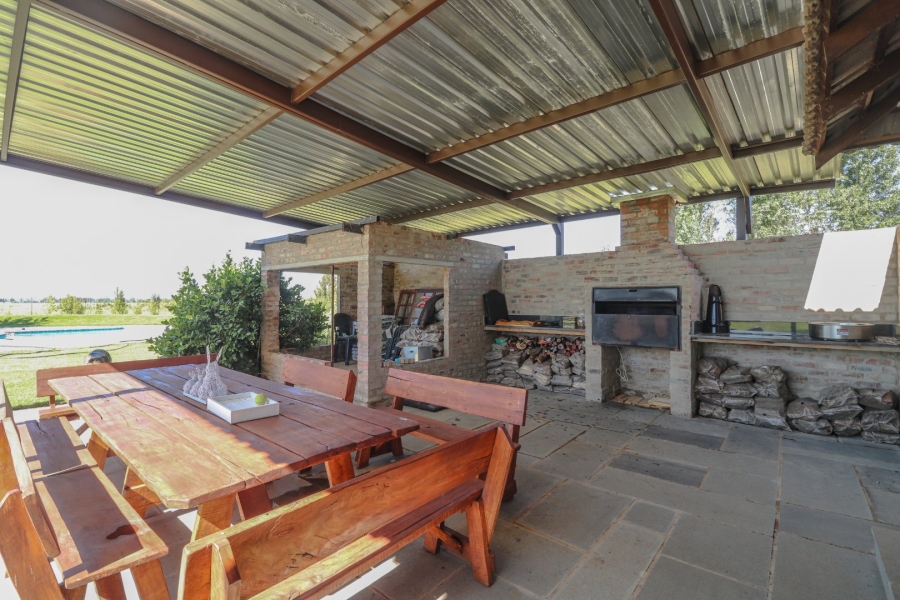 Commercial Property for Sale in La Hoff North West